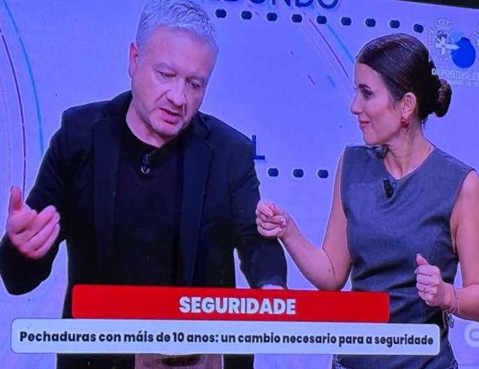 anxo cerrajero en quen anda ahí